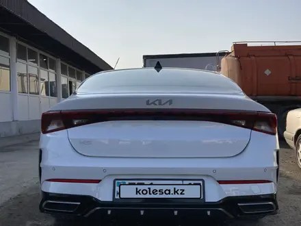 Kia K5 2022 года за 11 500 000 тг. в Шымкент – фото 3