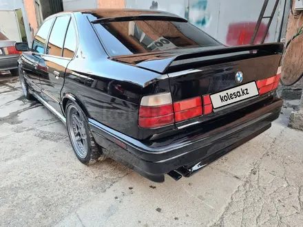 BMW 525 1994 года за 2 900 000 тг. в Шымкент – фото 2