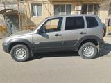 Chevrolet Niva 2013 года за 3 700 000 тг. в Атырау – фото 3