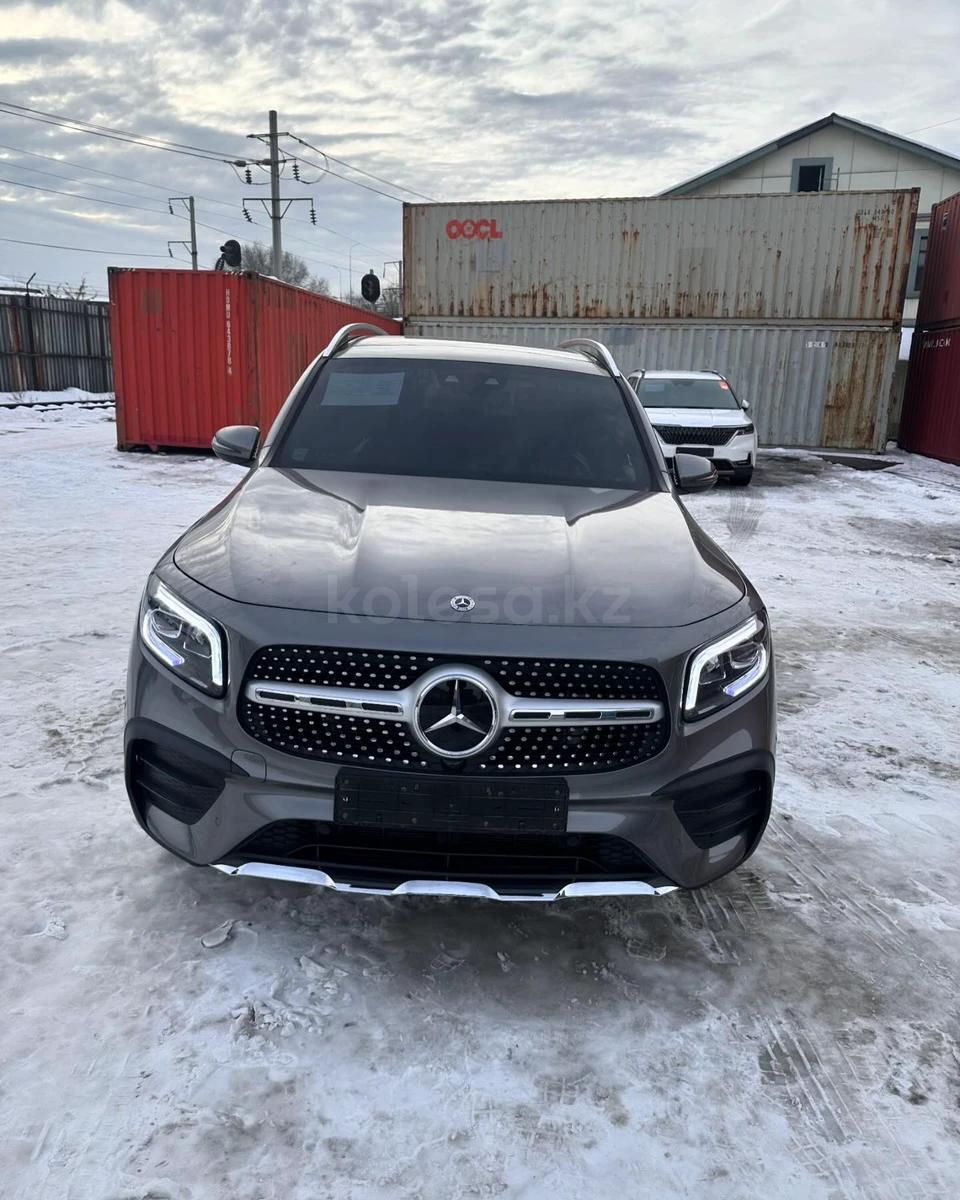 Mercedes-Benz GLB 250 2023 г.