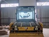 CAT  Каток CAT CB10 асфальтовый вибрационный 2022 года за 49 500 000 тг. в Усть-Каменогорск – фото 4