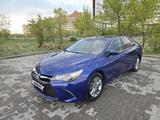 Toyota Camry 2014 годаүшін7 900 000 тг. в Актобе – фото 2