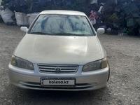 Toyota Camry 2000 года за 3 100 000 тг. в Шымкент