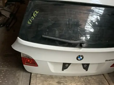 Крышка багажника универсал BMW e60 привозная с японии за 30 000 тг. в Алматы – фото 2