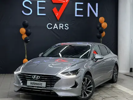 Hyundai Sonata 2021 года за 13 200 000 тг. в Астана