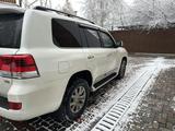 Toyota Land Cruiser 2015 года за 27 000 000 тг. в Алматы – фото 4