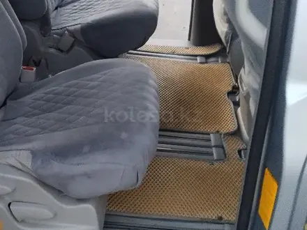 Toyota Sienna 2011 года за 11 000 000 тг. в Атырау – фото 14