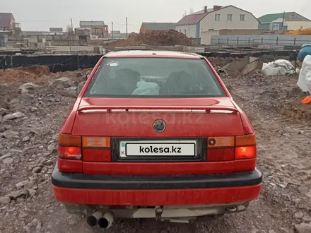 Volkswagen Vento 1992 года за 750 000 тг. в Караганда – фото 2
