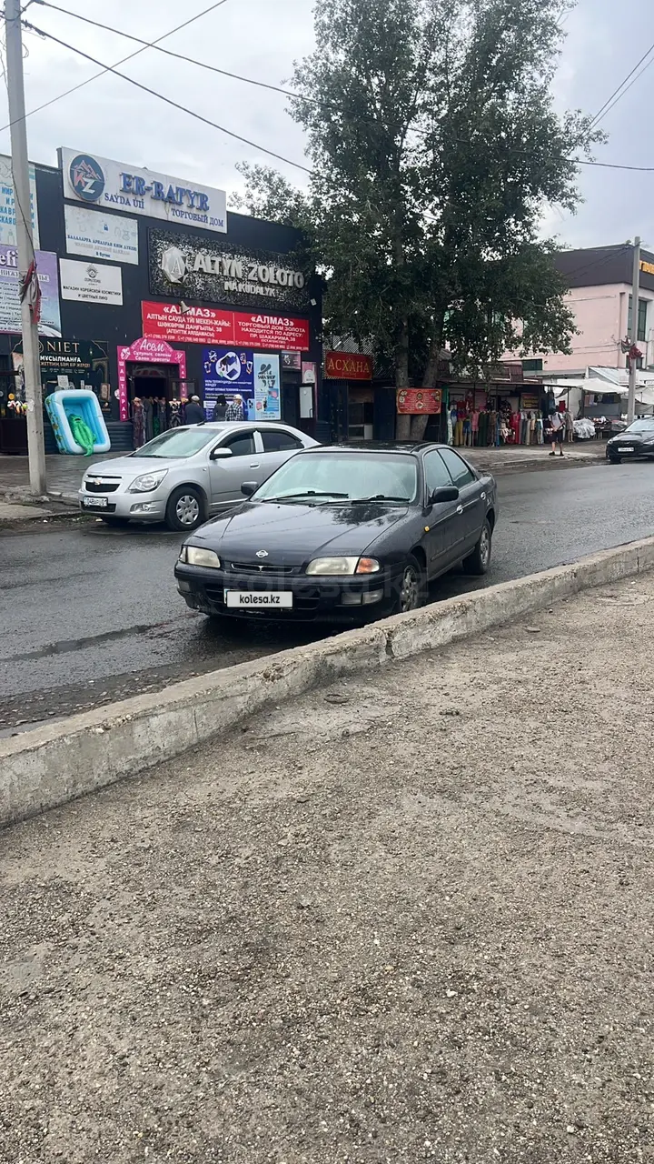 Nissan Presea, 1996