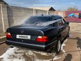 Mercedes-Benz E 260 1992 годаfor1 500 000 тг. в Алматы