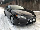 Lexus ES 250 2015 годаүшін12 200 000 тг. в Алматы – фото 2