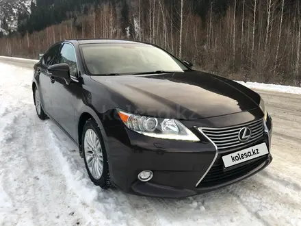 Lexus ES 250 2015 года за 12 200 000 тг. в Алматы – фото 2