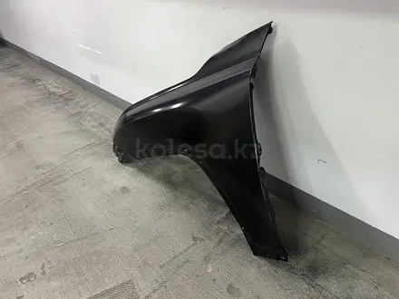 Крыло Lexus LX 600 за 120 000 тг. в Алматы