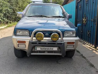 Nissan Mistral