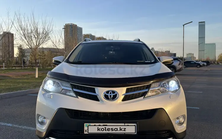 Toyota RAV4 2015 годаүшін12 500 000 тг. в Астана