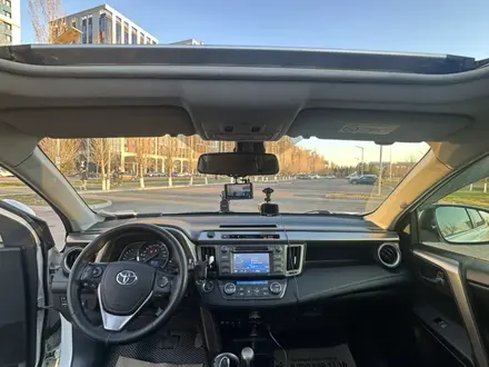 Toyota RAV4 2015 года за 12 500 000 тг. в Астана – фото 9