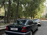 Mercedes-Benz C 280 1996 года за 2 350 000 тг. в Алматы – фото 3
