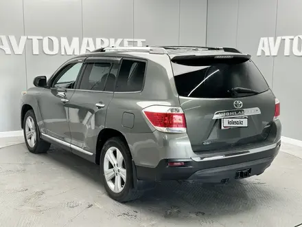 Toyota Highlander 2013 года за 6 800 000 тг. в Атырау – фото 3