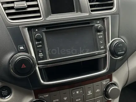 Toyota Highlander 2013 года за 6 800 000 тг. в Атырау – фото 23