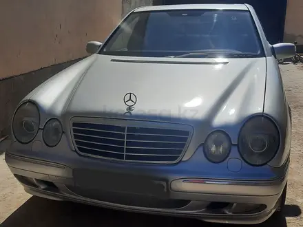 Mercedes-Benz E 320 2001 года за 4 800 000 тг. в Актау – фото 4