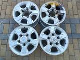 Оригинальные легкосплавные диски R16 на Toyota Land Cruiser 100 GX ( за 500 000 тг. в Астана