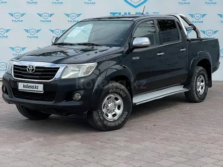 Toyota Hilux 2013 года за 9 950 000 тг. в Алматы