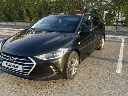 Hyundai Elantra 2018 года за 7 800 000 тг. в Тайынша