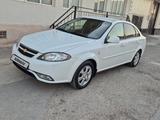 Chevrolet Lacetti 2017 годаүшін4 500 000 тг. в Шымкент – фото 2