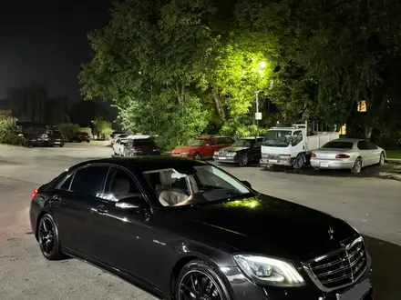 Mercedes-Benz S 500 2016 года за 26 000 000 тг. в Алматы – фото 2