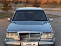 Mercedes-Benz E 280 1993 годаfor2 000 000 тг. в Шымкент