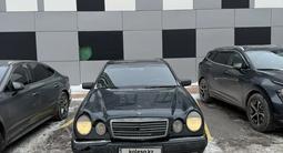 Mercedes-Benz E 290 1998 годаүшін2 100 000 тг. в Астана