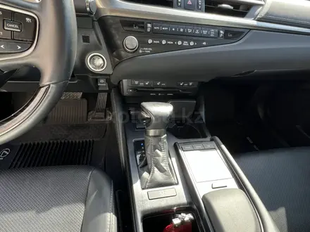 Lexus ES 250 2020 года за 26 200 000 тг. в Атырау – фото 10