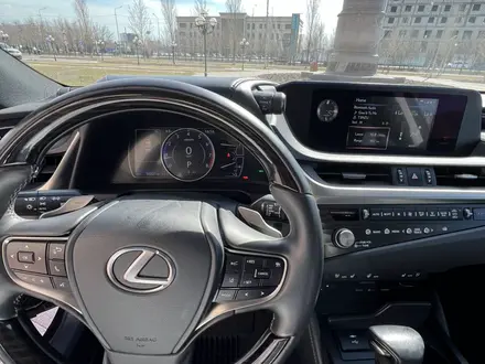 Lexus ES 250 2020 года за 26 200 000 тг. в Атырау – фото 11