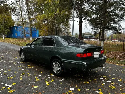 Toyota Camry 2000 года за 3 000 000 тг. в Сарканд – фото 8