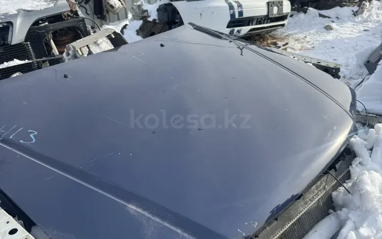 Капот Toyota Corona Premium за 150 000 тг. в Усть-Каменогорск