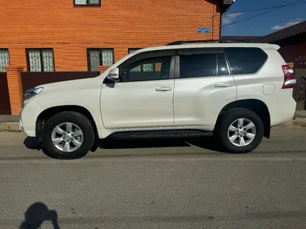 Toyota Land Cruiser Prado 2015 года за 16 500 000 тг. в Атырау – фото 2