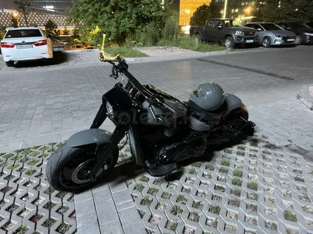 Harley-Davidson  Fat Boy 2019 года за 16 000 000 тг. в Алматы – фото 3