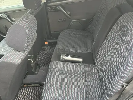 Volkswagen Vento 1997 года за 2 400 000 тг. в Караганда – фото 12