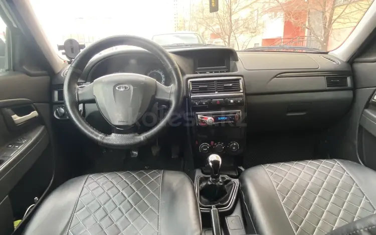 ВАЗ (Lada) Priora 2170 2013 годаүшін2 400 000 тг. в Атырау