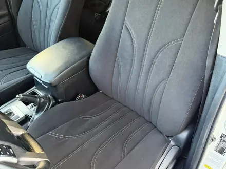 Toyota Land Cruiser Prado 2015 года за 17 400 000 тг. в Актобе – фото 10