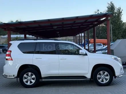 Toyota Land Cruiser Prado 2015 года за 17 400 000 тг. в Актобе – фото 7