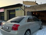 Toyota Avensis 2004 годаүшін4 200 000 тг. в Астана – фото 2