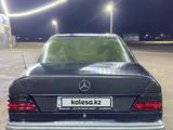 Mercedes-Benz E 200 1992 годаfor1 500 000 тг. в Тараз – фото 5