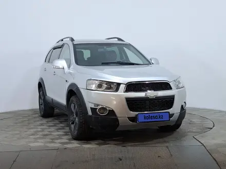 Chevrolet Captiva 2011 года за 3 550 000 тг. в Астана – фото 3