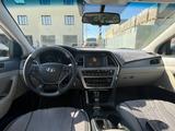 Hyundai Sonata 2016 года за 4 800 000 тг. в Уральск – фото 2