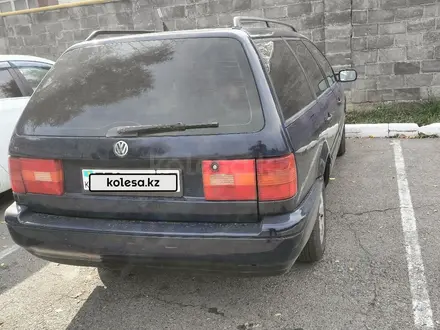 Volkswagen Passat 1993 года за 1 850 000 тг. в Есик – фото 3