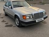 Mercedes-Benz E 200 1992 годаүшін1 900 000 тг. в Шу – фото 2