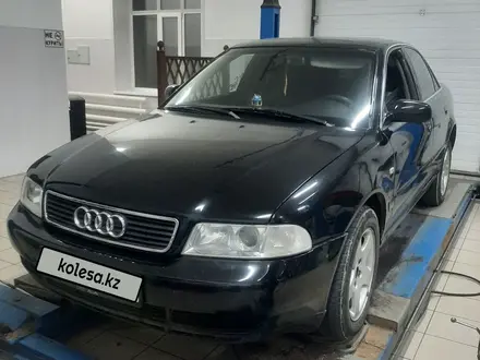 Audi A4 1999 года за 2 400 000 тг. в Астана – фото 2