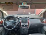 Toyota Avensis Verso 2002 годаүшін4 000 000 тг. в Атырау – фото 4