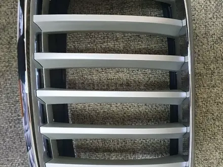 Решетка радиатора на BMW X5 E70 за 25 000 тг. в Алматы